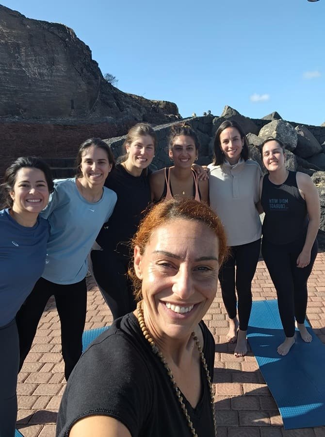 bhakti Yoga clases en grupo Lanzarote