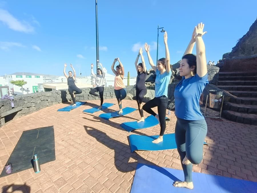 clases de bhakti yoga lanzarote playa blanca